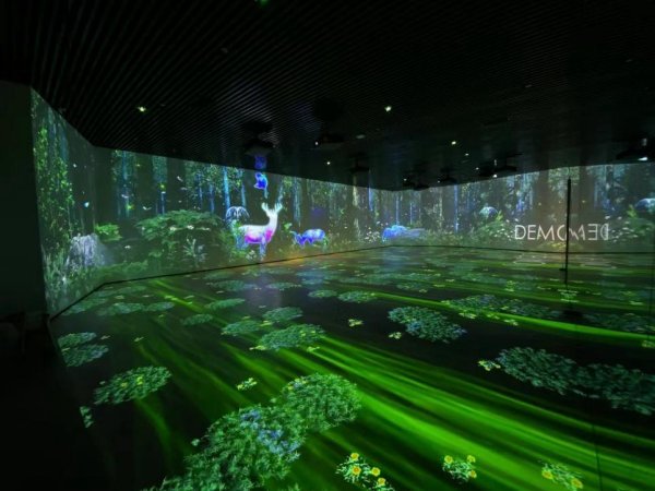 沉浸式互动空间|跃入光影，感受律动